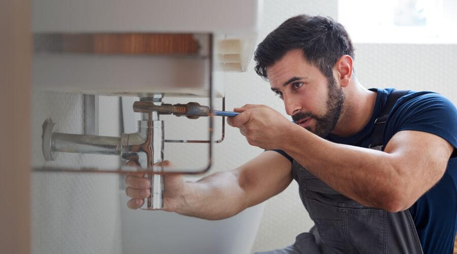 Water heater thermostat replacement in Betterton, MD